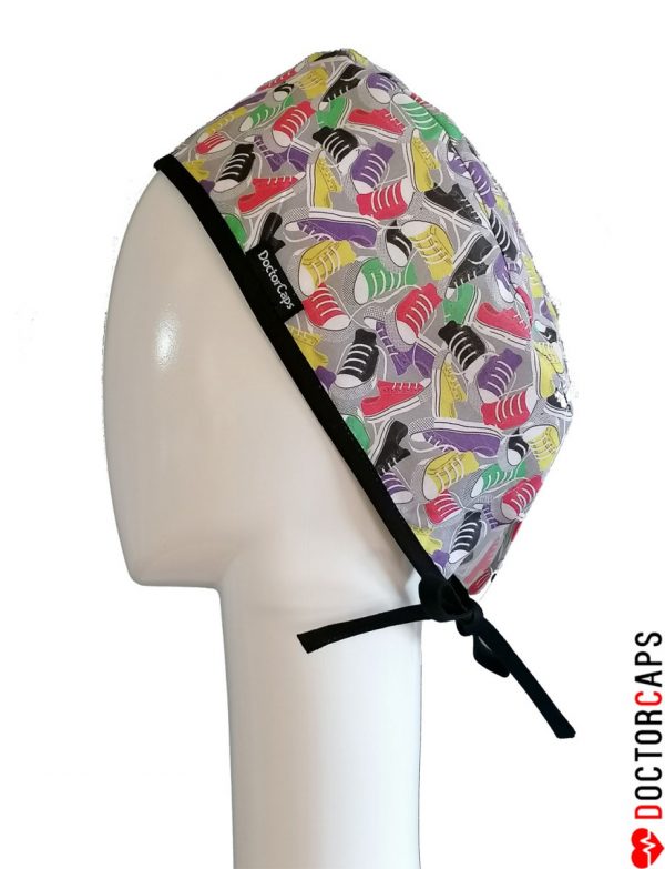 gorro-quirofano-sneakers